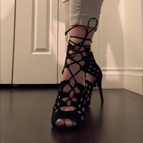 Sexy black high heels - Picture 5 of 10